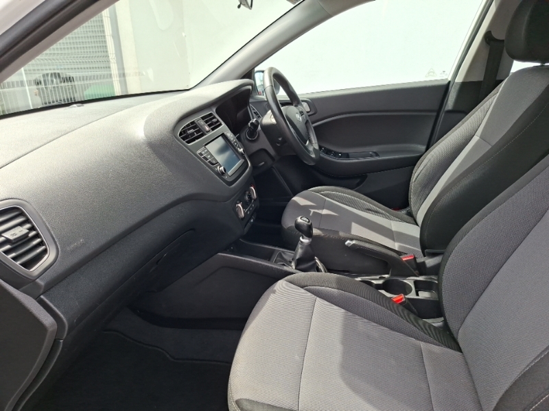 Hyundai I20 1.2 Mpi Se CF19HLC White #5