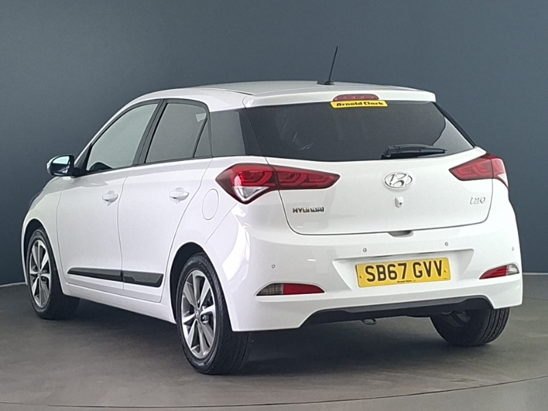 Hyundai I20 1.2 Premium Nav White #2