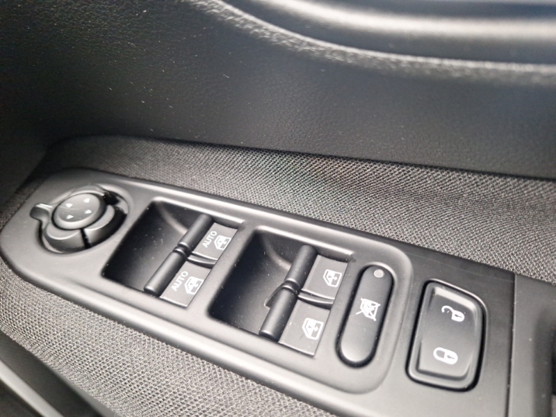 Jeep Renegade 1.3 T4 Gse Limited Ddct Silver #16