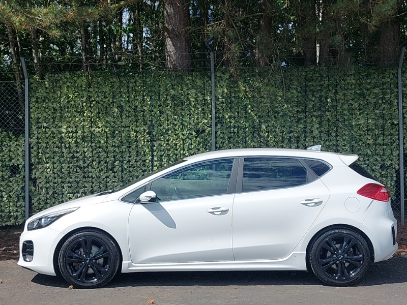 Kia Ceed 1.0T Gdi Isg Gt-line White #4
