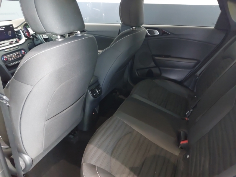 Kia Ceed 1.5T Gdi Isg Gt-line Red #6