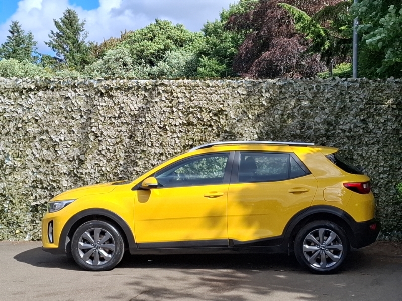 Kia Stonic 1.0T Gdi 99 2 Yellow #4