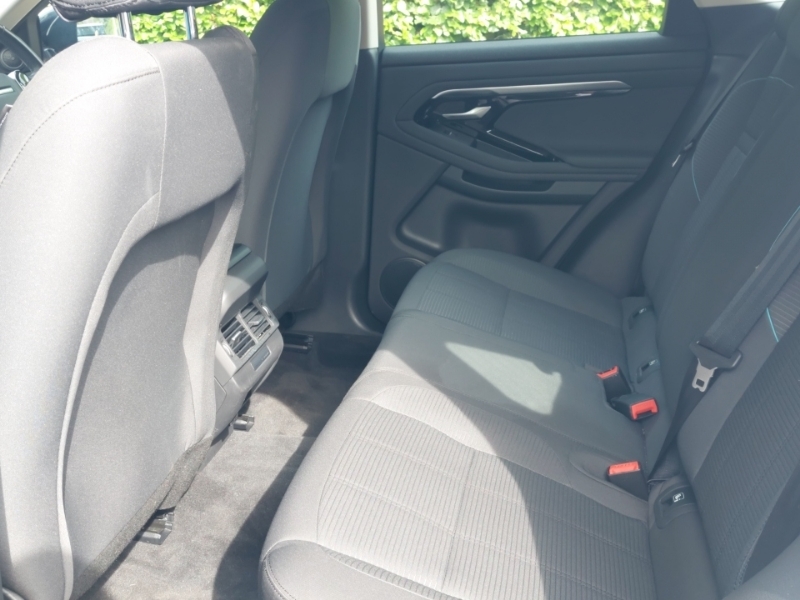 Land Rover Range Rover Evoque 2.0 D150 2Wd White #6