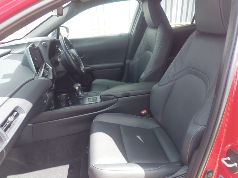 Lexus UX 250H 2.0 F-sport Design Cvt Red #5
