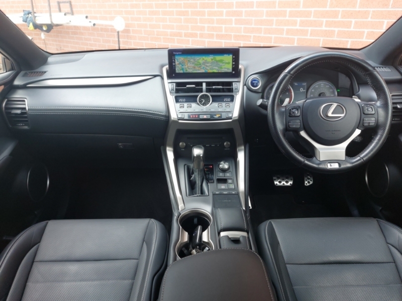 Lexus NX 300H 2.5 F-sport Cvt Premium Nav White #3