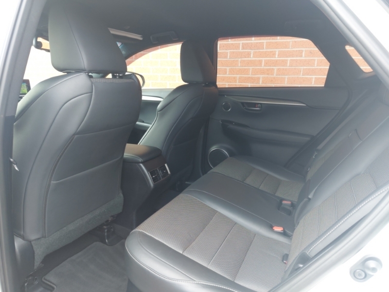 Lexus NX 300H 2.5 F-sport Cvt Premium Nav White #6