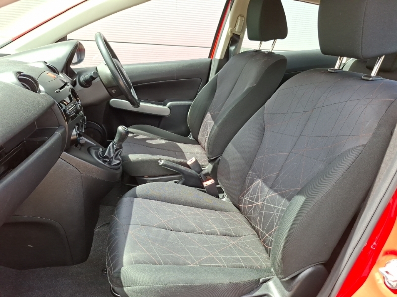 Mazda 2 1.3 Se Red #5