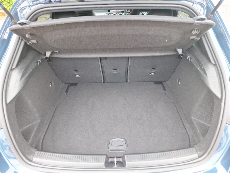 Mercedes-Benz 200 Hatchback Grey #18