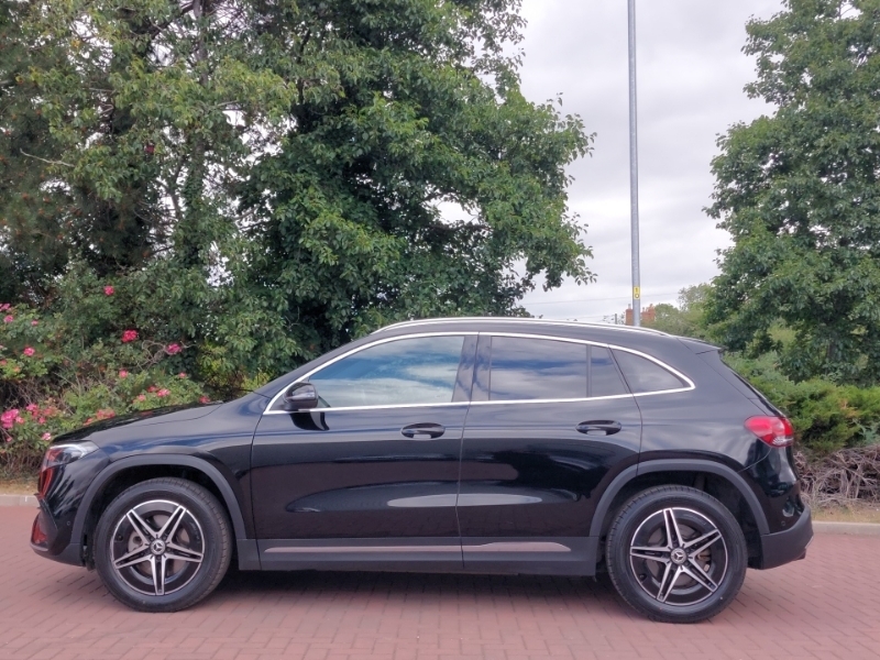 Mercedes-Benz EQA Eqa 300 4Matic 168Kw Amg Line 66.5Kwh Black #4