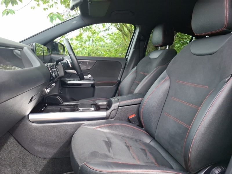 Mercedes-Benz GLA Class Gla 200 Amg Line SV71JRX Black #5