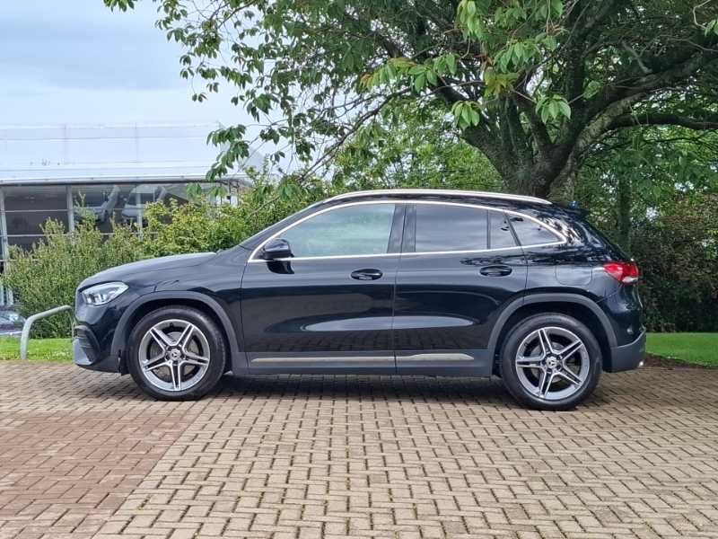 Mercedes-Benz GLA Class Gla 200 Amg Line SV71JRX Black #4