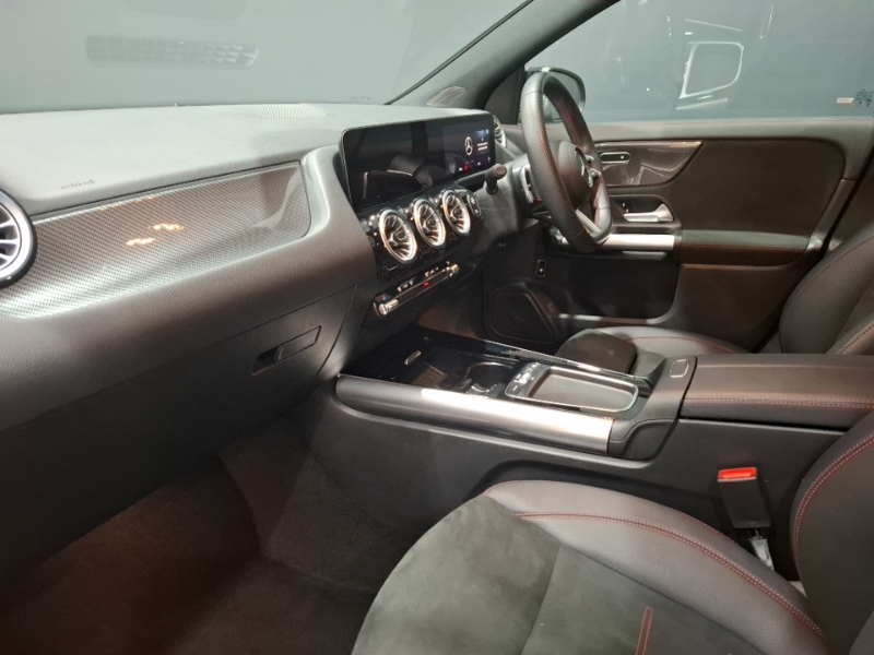 Mercedes-Benz GLA Class Gla 200 Amg Line Executive LG25OBE Black #5