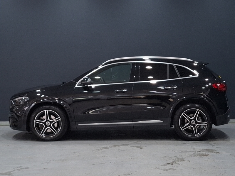 Mercedes-Benz GLA Class Gla 200 Amg Line Executive LG25OBE Black #4
