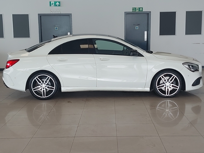 Mercedes-Benz CLA Class Cla 220D Amg Line 4Matic Tip White #3