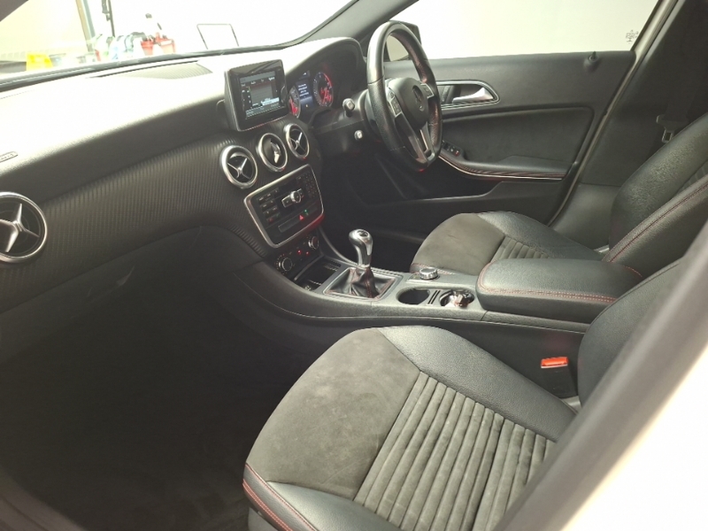 Mercedes-Benz A Class 1.5 A180 Cdi Sport Edition 107 Bhp White #5