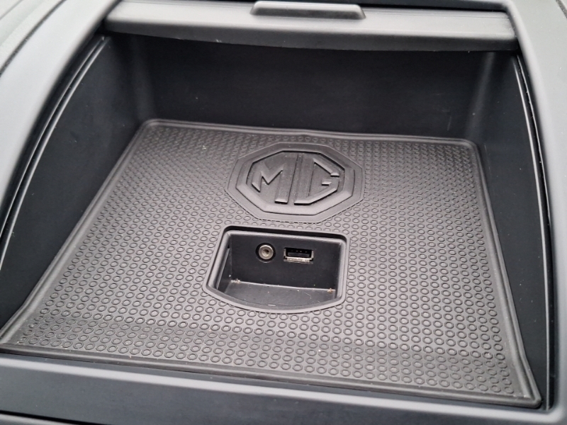 MG MG3 Hatchback Black #10