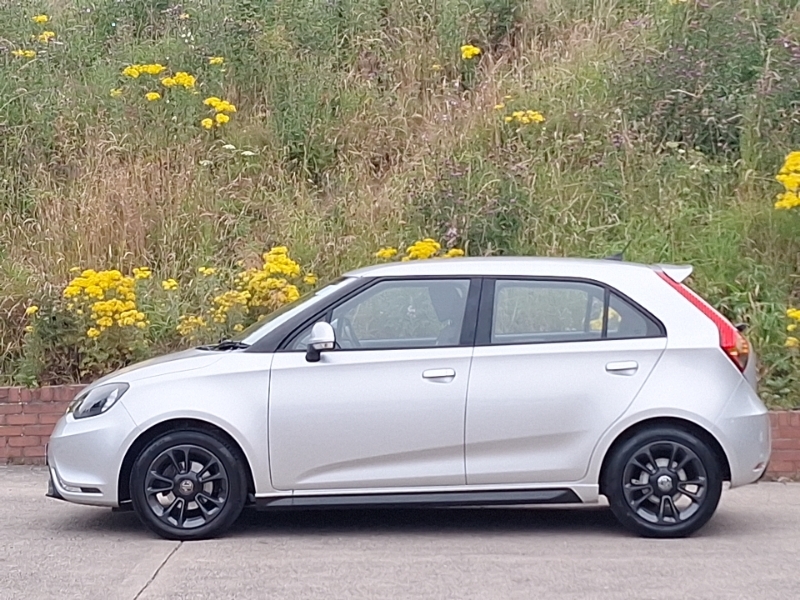 MG MG3 Hatchback Black #4