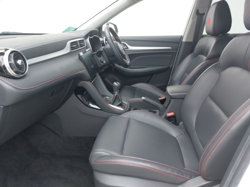 MG ZS 1.5 Vti-tech Exclusive DA73BUE White #5