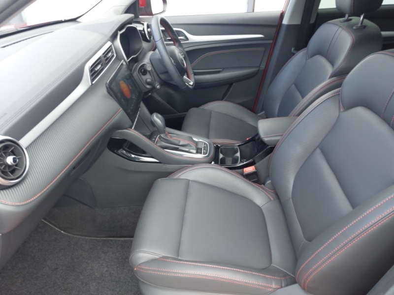 MG ZS 1.0T Gdi Exclusive Dct Red #5