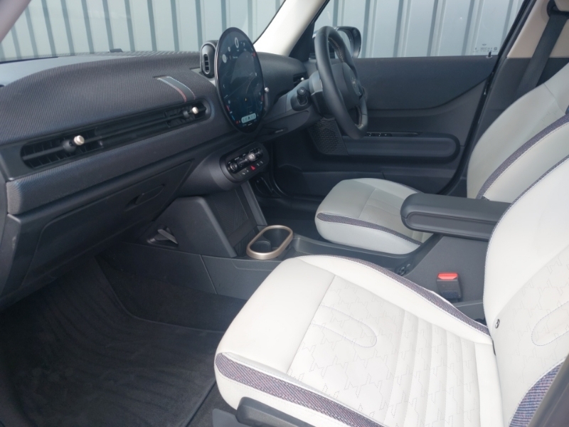 Mini Hatch 1.5 Cooper Resolute Edition Black #5