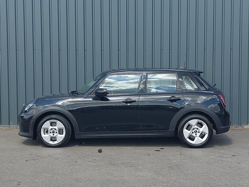 Mini Hatch 1.5 Cooper Resolute Edition Black #4
