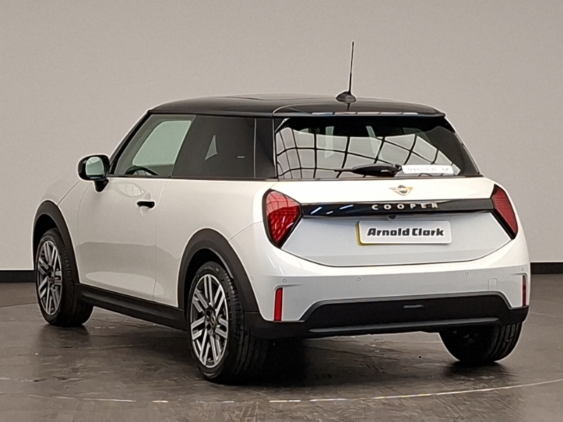 Mini Hatch 1.5 C Classic Level 2 White #2