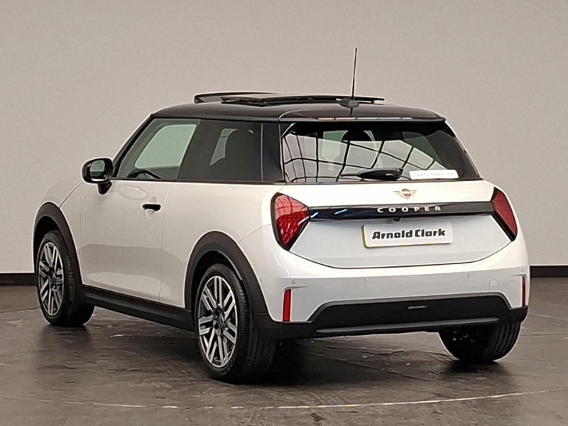 Mini Hatch 1.5 C Classic Level 2 White #2