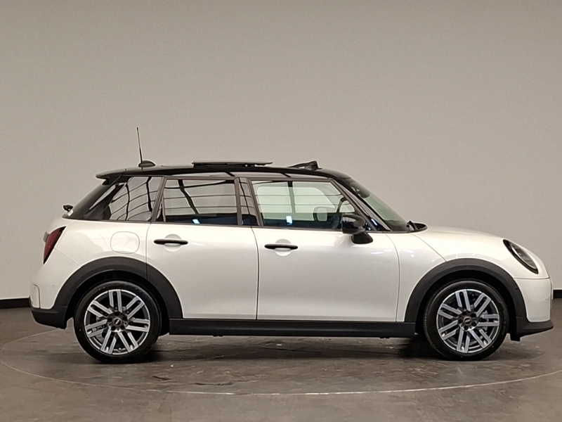 Mini Hatch 1.5 C Classic Level 2 White #3