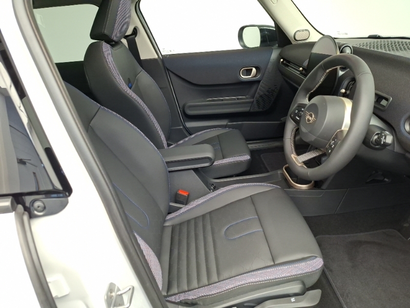 Mini Hatch 1.5 C Classic Level 2 White #6