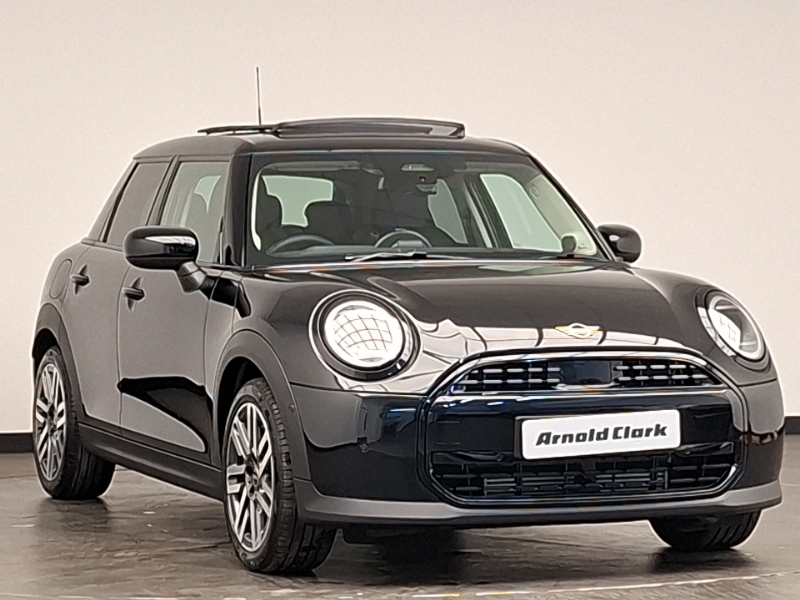 Mini Hatch 1.5 C Classic Level 2 Black