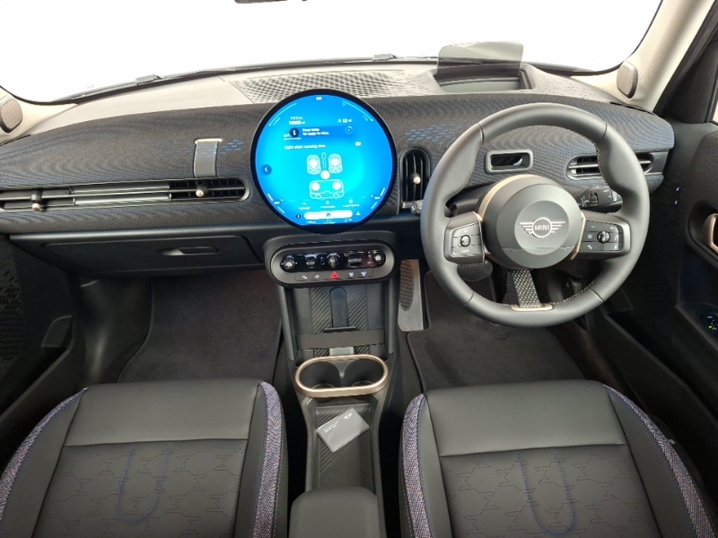 Mini Hatch 1.5 C Classic Level 2 Black #4