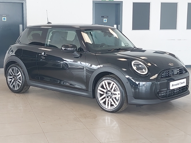 Mini Hatch 1.5 C Classic Level 2 Black