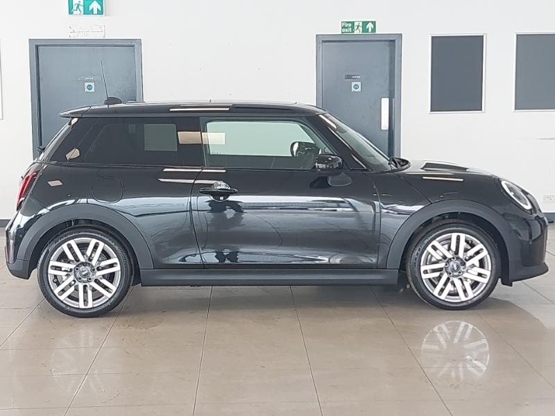 Mini Hatch 1.5 C Classic Level 2 Black #3