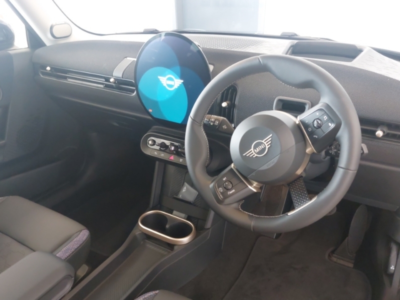 Mini Hatch 1.5 C Classic Level 2 Black #4
