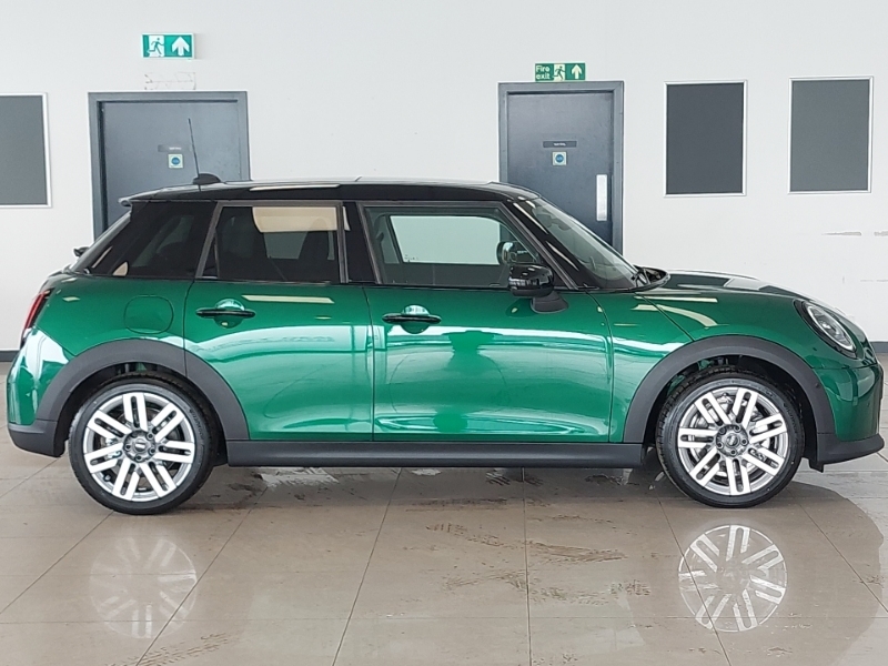Mini Hatch 1.5 C Classic Level 2 Green #3