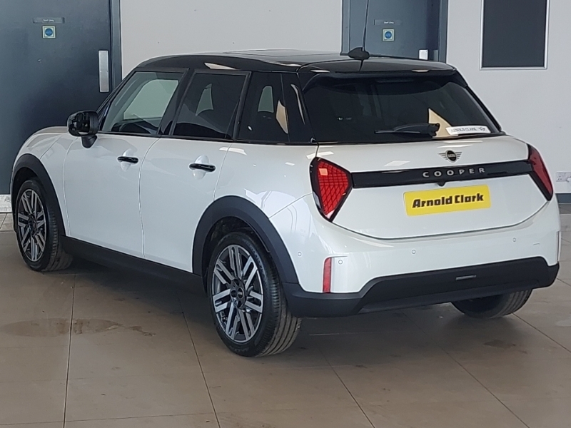 Mini Hatch 1.5 C Classic Level 2 White #2