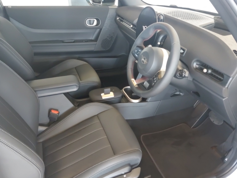 Mini Hatch 1.5 C Sport Level 1 White #6
