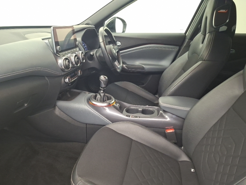 Nissan Juke 1.0 Dig-t Tekna SV70XEK White #5