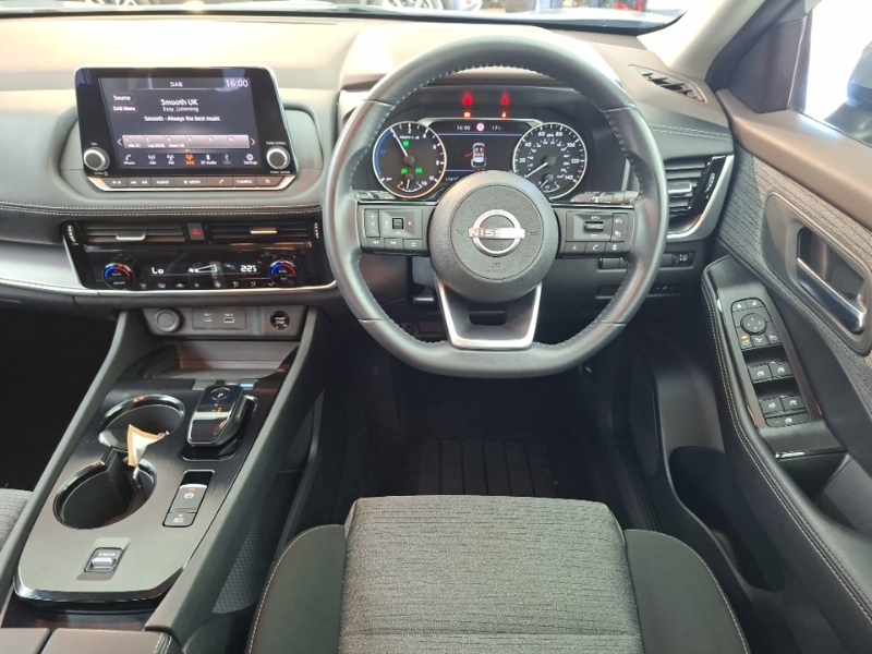 Nissan X-Trail 1.5 E-power E-4orce 213 Tekna 7 Seat #8