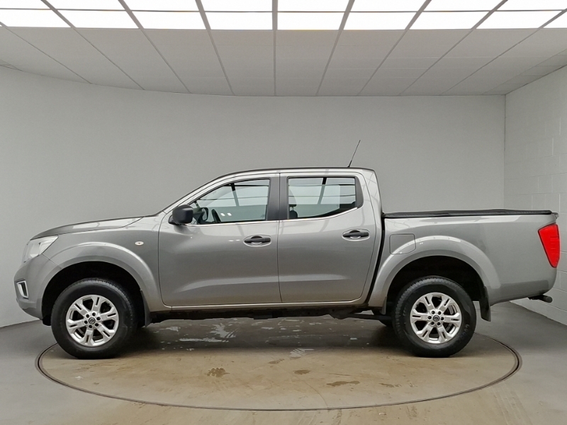 Nissan Navara Double Cab Pick Up Acenta 2.3Dci 163 Tt 4Wd Grey #4