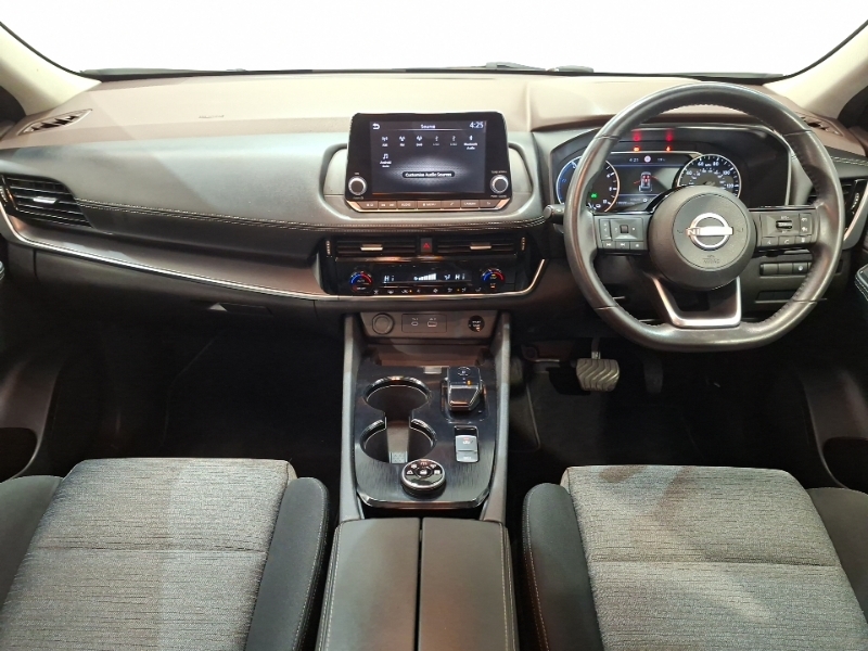 Nissan X-Trail 1.5 E-power E-4orce 213 Acenta Prem 7 St White #3