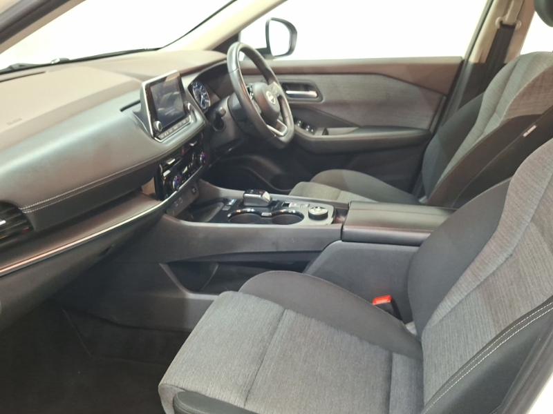 Nissan X-Trail 1.5 E-power E-4orce 213 Acenta Prem 7 St White #5