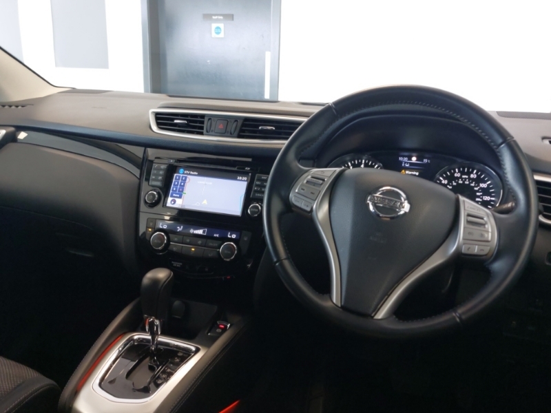 Nissan Qashqai 1.2 Dig-t N-tec Xtronic Grey #4
