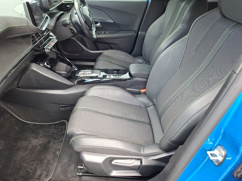 Peugeot e-2008 100Kw Gt 50Kwh Blue #5