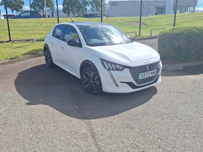 Peugeot e-208 100Kw Gt 50Kwh White