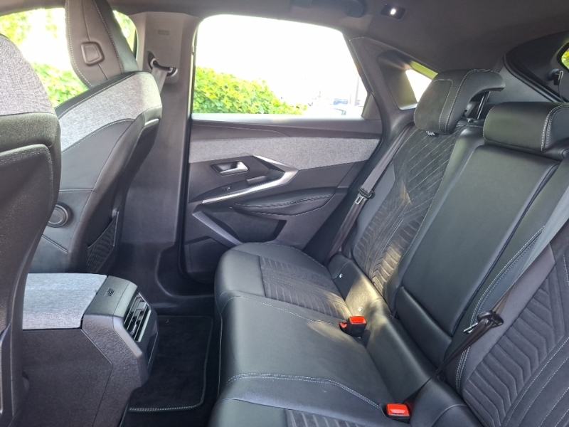 Peugeot 3008 157Kw Gt 73Kwh EO74WGV Blue #6