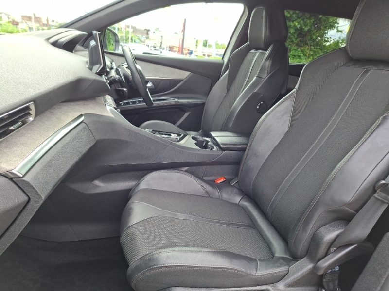 Peugeot 5008 1.2 Puretech Gt Eat8 White #4