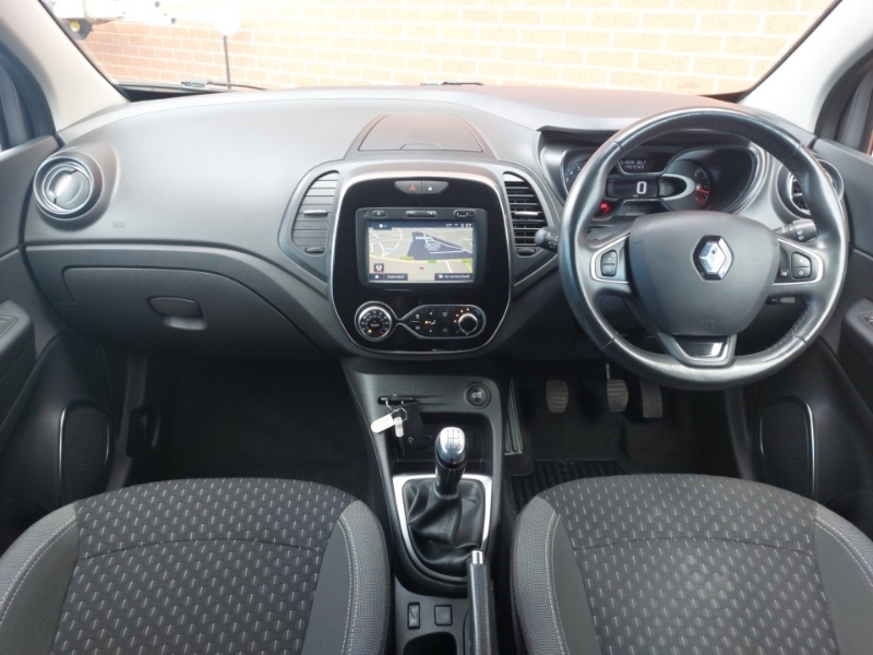 Renault Captur 0.9 Tce 90 Dynamique S Nav Grey #3