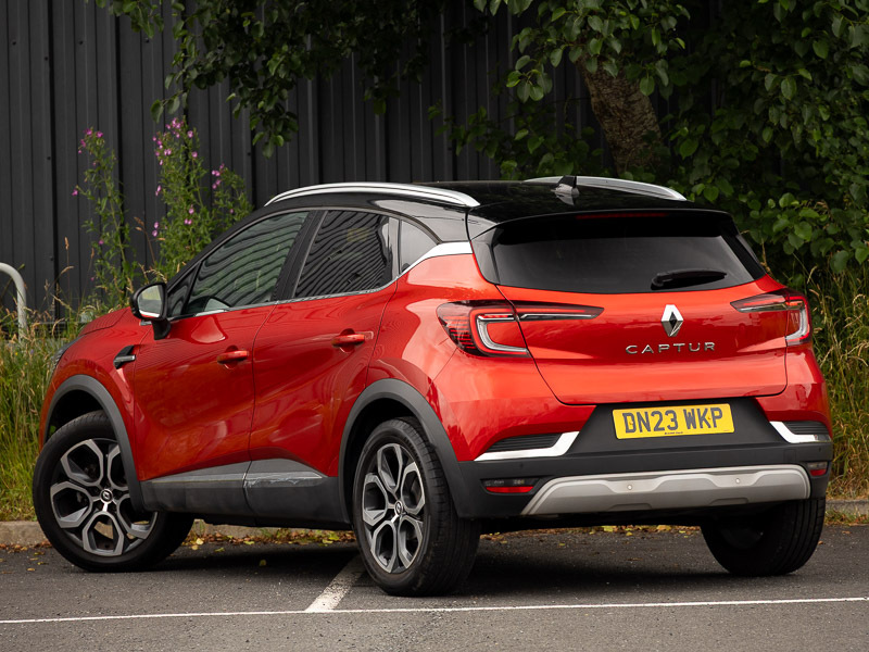 Renault Captur 1.0 Tce 90 Techno DN23WKP Red #2