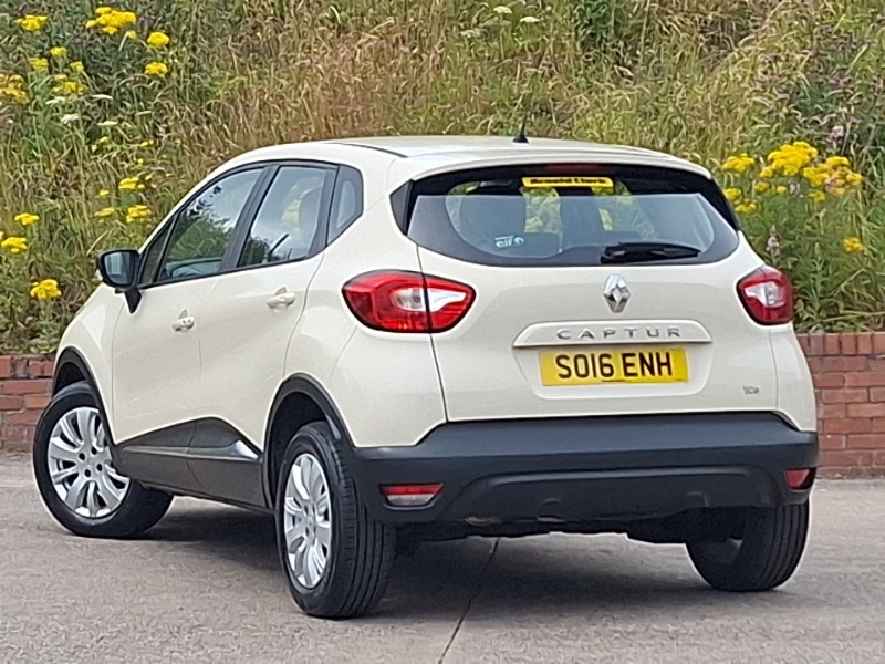 Renault Captur 0.9 Tce 90 Expression SO16ENH Brown #2